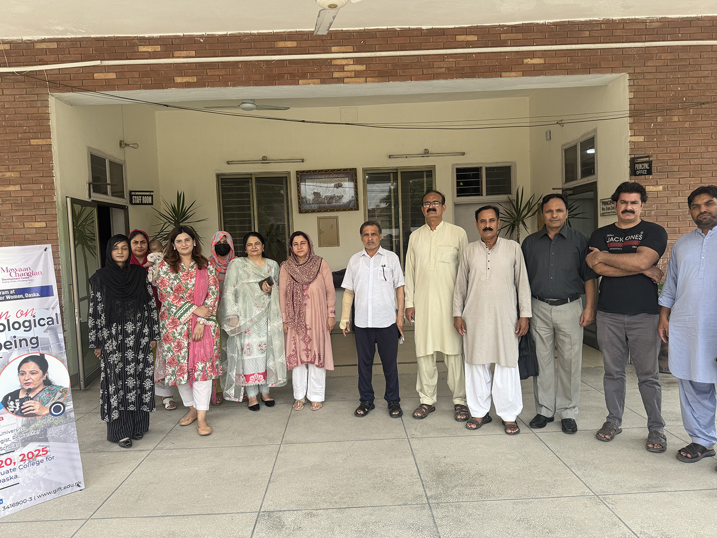 Session On Psychological Wellbeing At Govt Posgraduate College Daska June 6 2025 (2)